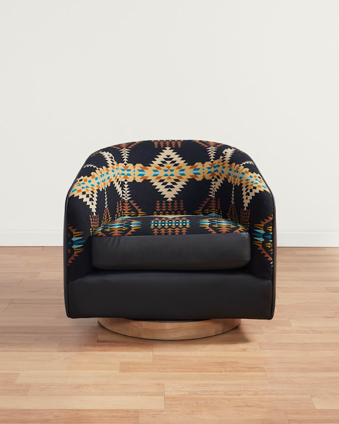 RANCHO ARROYO BARREL CHAIR